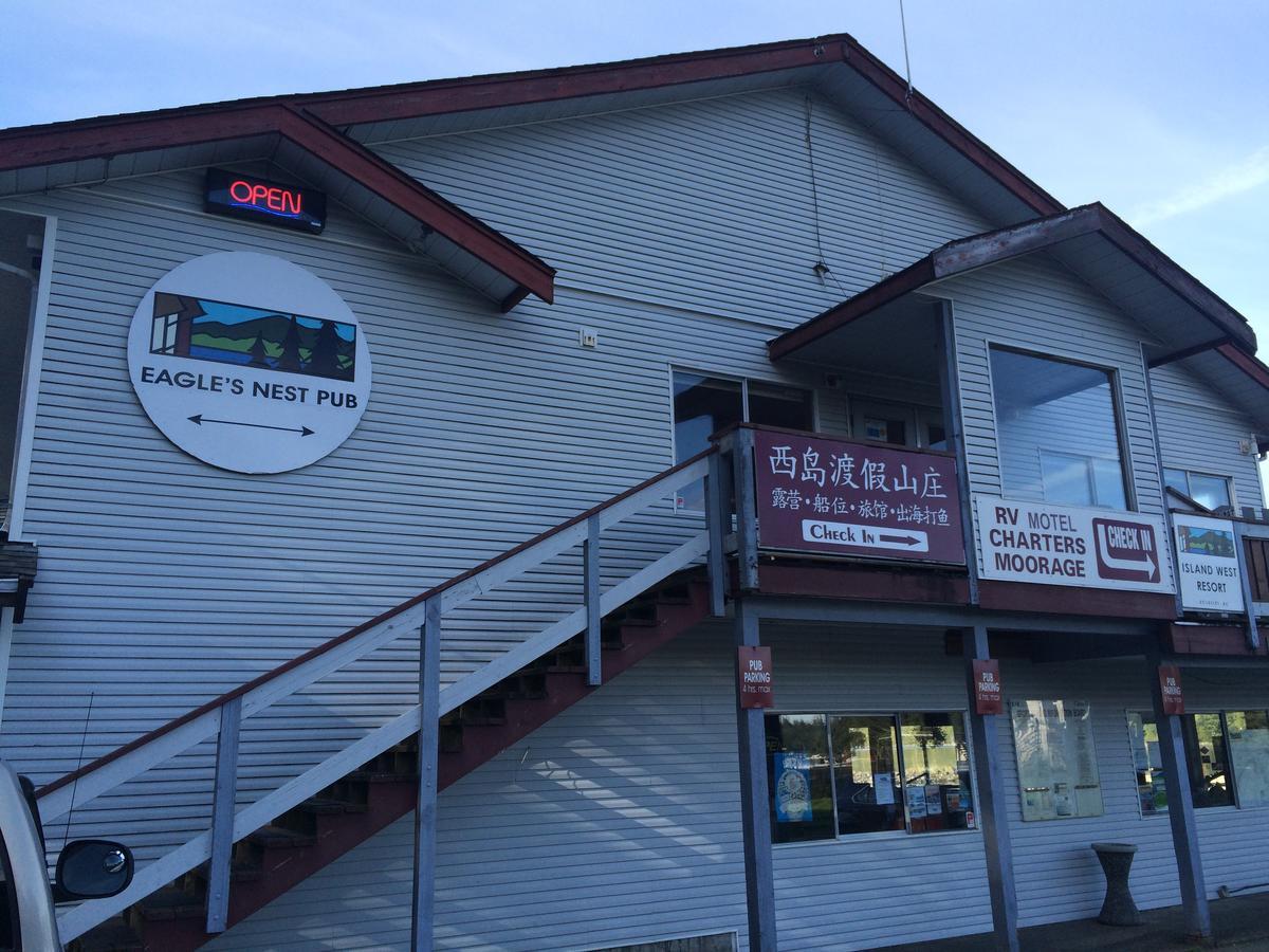 Island West Resort Ucluelet Exterior foto